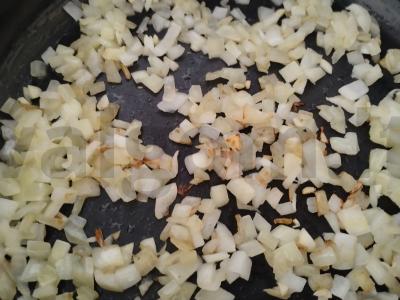 Sultingi vištienos blauzdos Žingsnis 2