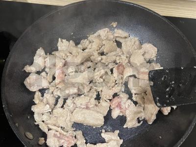 Pipirinė kiauliena su jazminų ryžiais Žingsnis 2