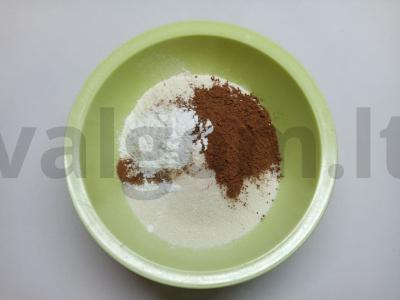 Kvapnūs migdolų meduoliai Žingsnis 1