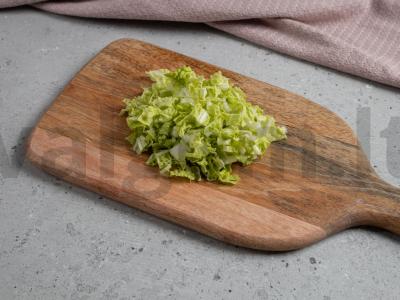 Karališkas salotas su Pekino kopūstu ir lašiša Žingsnis 1